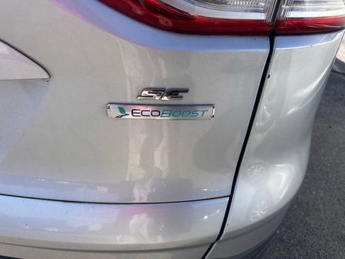 Used 2016 Ford Escape SE w/ Equipment Group 201A image 10