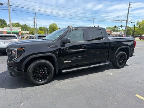 Used 2024 GMC Sierra 1500 Elevation AWD/4WD image 2