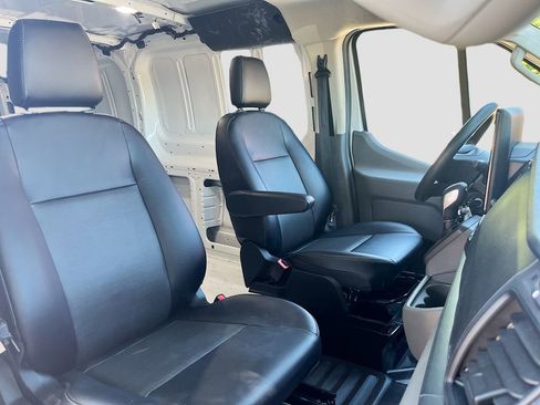 Used 2024 Ford Transit 150 Low Roof RWD image 25