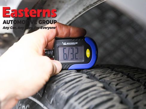 Used 2024 Ford Transit 250 Low Roof w/ Exterior Upgrade Package image 25