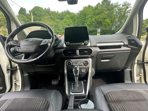 Used 2020 Ford EcoSport SES image 14