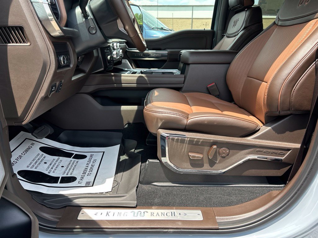 New 2026 Ford F250 King Ranch w/ Chrome Package AWD/4WD image 16