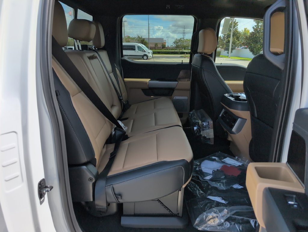New 2026 Ford F350 Lariat w/ Black Appearance Package AWD/4WD image 13