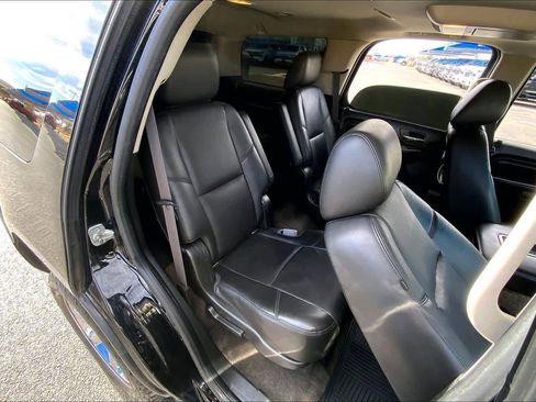 Used 2013 GMC Yukon Denali image 19