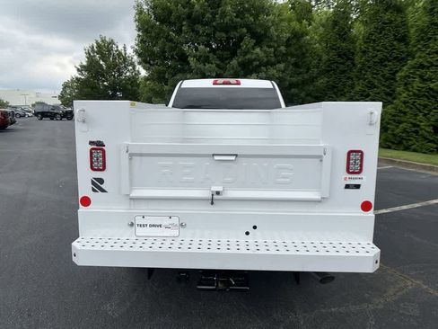 New 2024 GMC Sierra 3500 Pro w/ Convenience Package image 6