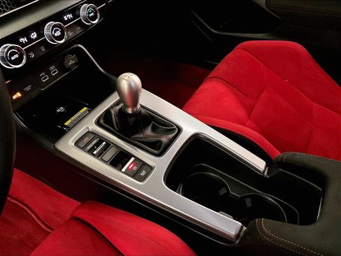 Used 2024 Honda Civic Type R image 16