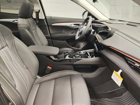 New 2026 Buick Envision Avenir image 7