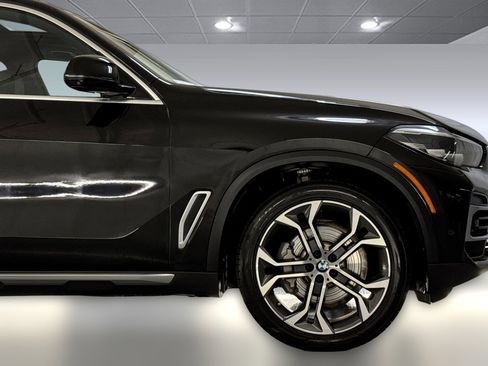 Used 2022 BMW X5 sDrive40i w/ Parking Assistance Package image 35