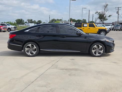 Used 2018 Honda Accord EX-L image 2