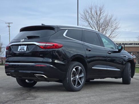 Used 2020 Buick Enclave Essence w/ Sport Touring Edition image 16