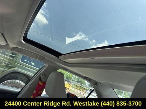 Used 2014 Toyota Camry XLE FWD image 14
