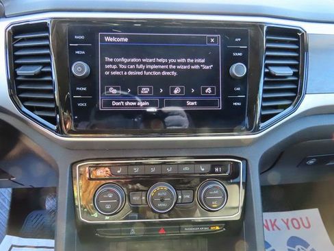 Used 2023 Volkswagen Atlas SE image 26