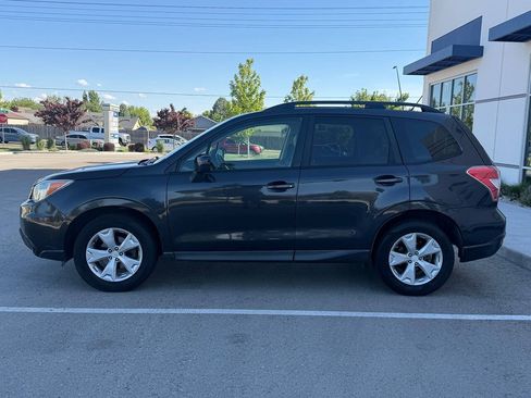 Used 2015 Subaru Forester 2.5i Premium AWD/4WD image 7