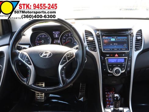 Used 2014 Hyundai Elantra GT w/ Option Group 03 FWD image 19
