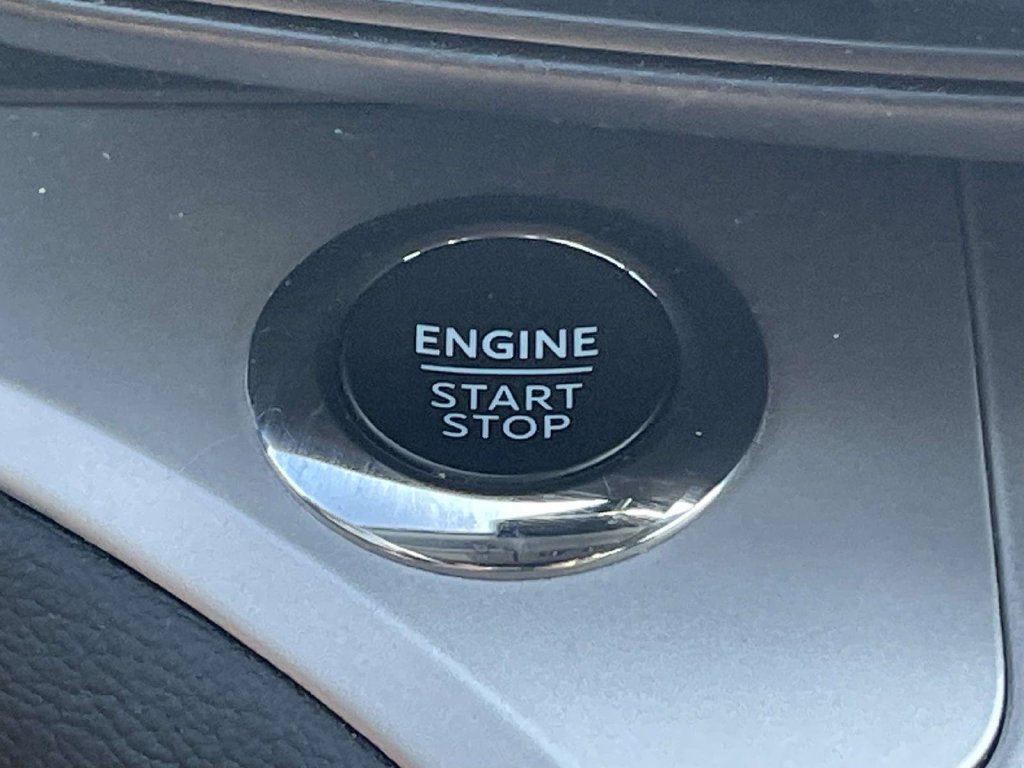 Certified 2023 Ford Explorer XLT RWD image 23