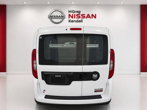 Used 2022 RAM ProMaster City Tradesman w/ Lights & Wheels Group FWD image 6