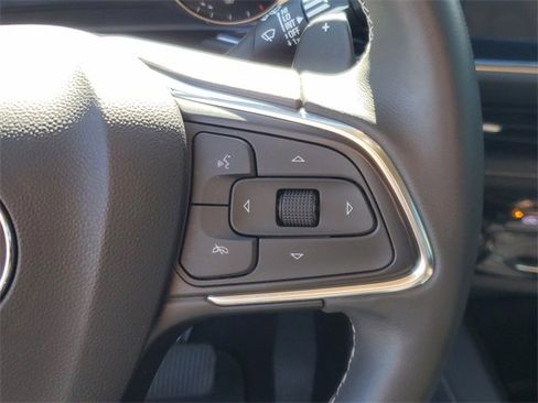Used 2023 Buick Envision Preferred image 21