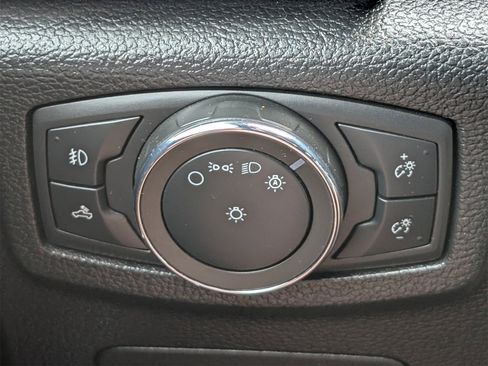 Used 2020 Ford F150 Lariat w/ Equipment Group 502A Luxury image 23