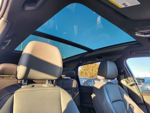 Used 2025 Audi Q7 3.0T Premium Plus w/ Premium Plus Package image 16