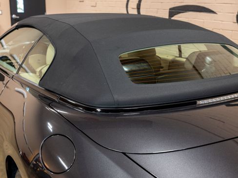 Used 2014 Maserati GranTurismo Convertible RWD image 23