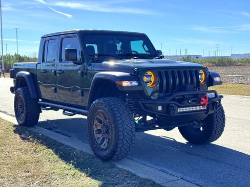 Used 2022 Jeep Gladiator Rubicon image 5