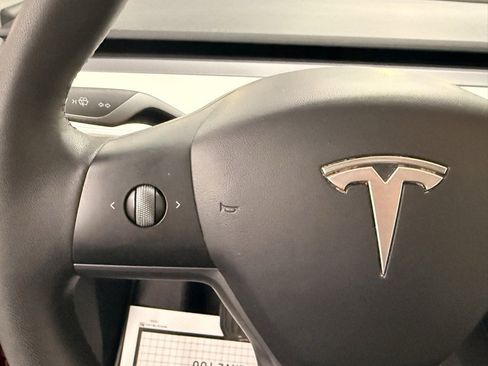 Used 2023 Tesla Model Y Long Range image 25