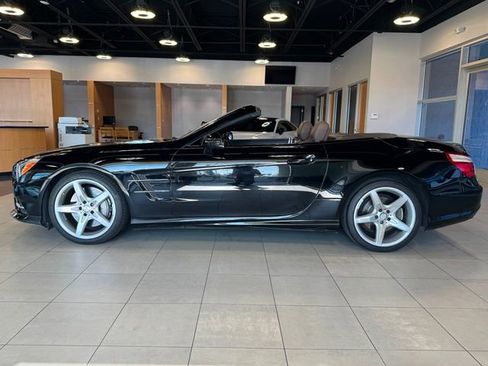 Used 2015 Mercedes-Benz SL 400 w/ Premium I Package image 11