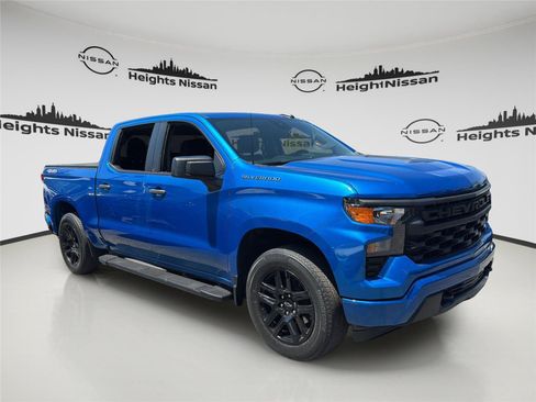 Used 2023 Chevrolet Silverado 1500 Custom AWD/4WD image 8