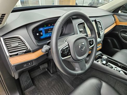 Certified 2024 Volvo XC90 T8 Plus w/ Protection Package Premier AWD/4WD image 19