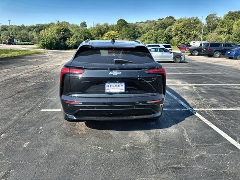 New 2025 Chevrolet Blazer EV RS image 7