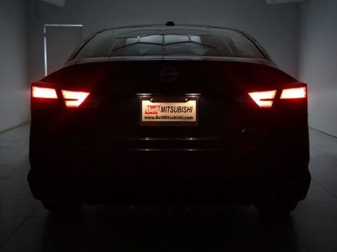 Used 2024 Nissan Altima 2.5 SR AWD/4WD image 36