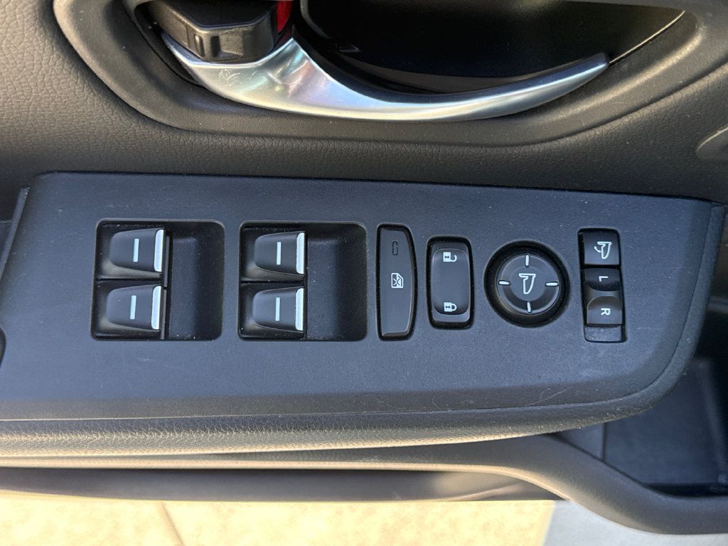 Certified 2025 Honda Pilot TrailSport image 15