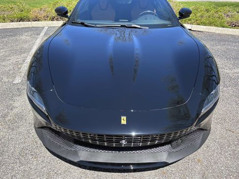 Used 2022 Ferrari Roma RWD image 14