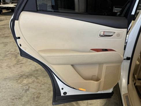 Used 2010 Lexus RX 350 2WD image 36