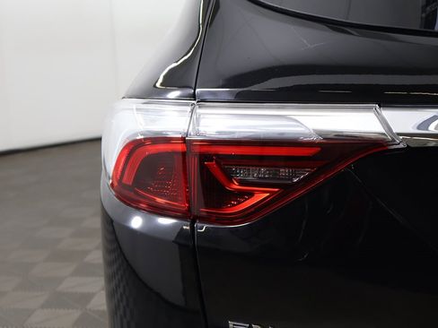 Used 2024 Buick Enclave Premium image 20