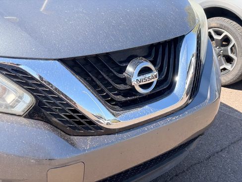 Used 2017 Nissan Murano S AWD/4WD image 4