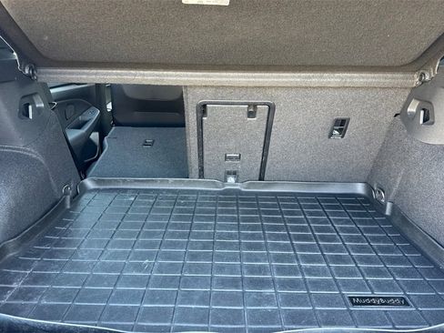 Used 2024 Volkswagen Golf R image 18