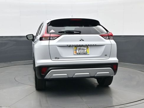Used 2025 Mitsubishi Eclipse Cross SE image 6