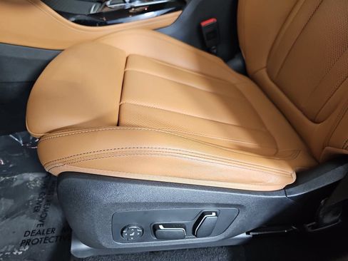 Used 2025 BMW X4 xDrive30i w/ M Sport Package AWD/4WD image 29