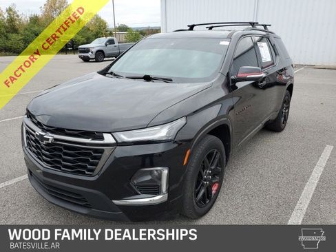 Certified 2023 Chevrolet Traverse Premier w/ Redline Edition image 2