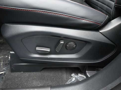 New 2026 Ford Explorer ST-Line w/ ST-Line Street Pack image 10