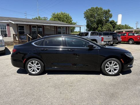Used 2016 Chrysler 200 Limited w/ Anniversary Edition FWD image 2