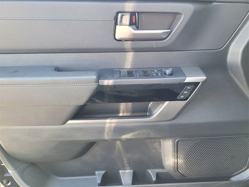 Used 2025 Toyota Tundra Limited image 25