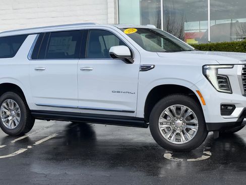 New 2026 GMC Yukon XL Denali w/ Sun & Power Step Package image 2