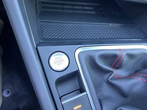 Used 2025 Volkswagen Jetta GLI Autobahn image 53