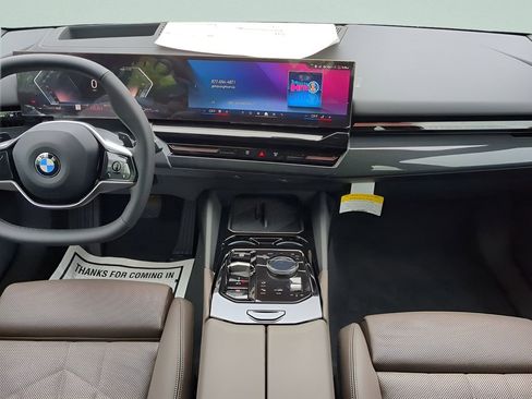 New 2025 BMW 530i w/ Premium Package image 14