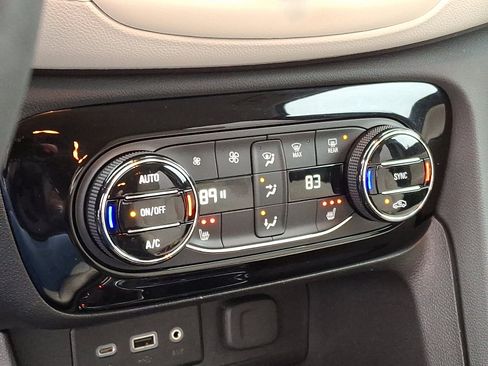 Certified 2023 Buick Encore GX Select image 23