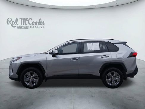 Used 2024 Toyota RAV4 XLE w/ Convenience Package image 2
