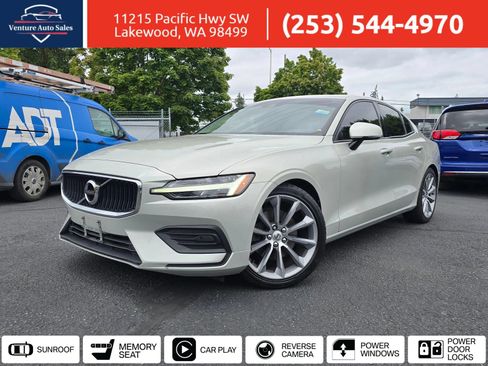 Used 2019 Volvo S60 T5 Momentum w/ Multimedia Package FWD image 1