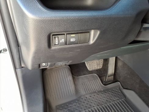 Used 2025 Toyota RAV4 LE AWD/4WD image 26